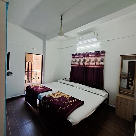 Goldan Palece Otel Trimbak Dış mekan fotoğraf