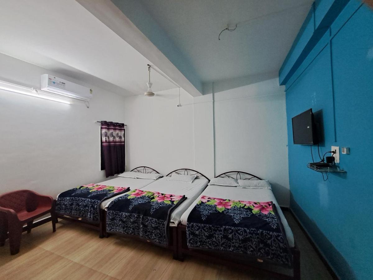 Goldan Palece Otel Trimbak Dış mekan fotoğraf