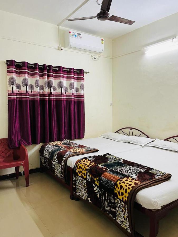 Goldan Palece Otel Trimbak Dış mekan fotoğraf